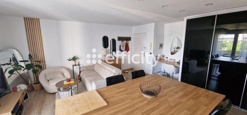 Appartement - 50 m² - 2 pièces