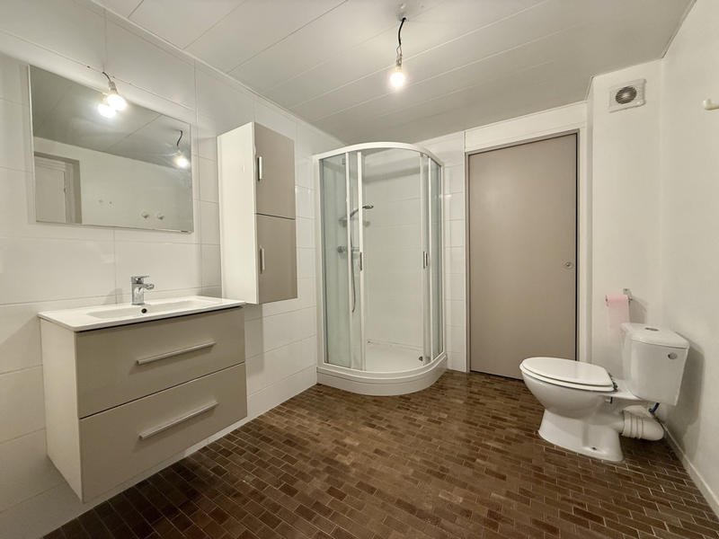 Maison - 231 m² - 10 pièces