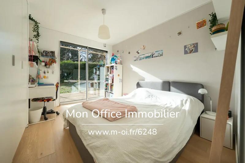 Appartement - 136 m² - 5 pièces