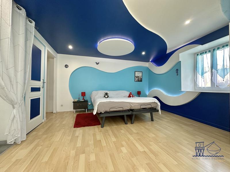 Maison ancienne - 272 m² - 9 pièces