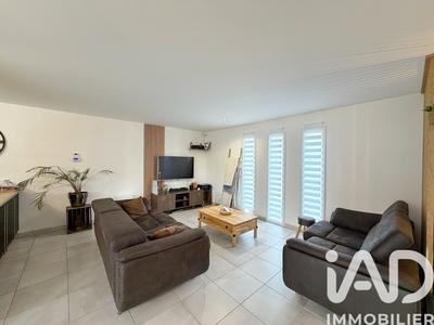 Maison - 111 m² - 5 pièces