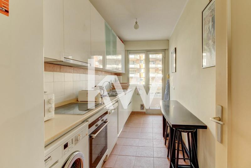 Appartement - 85 m² - 3 pièces