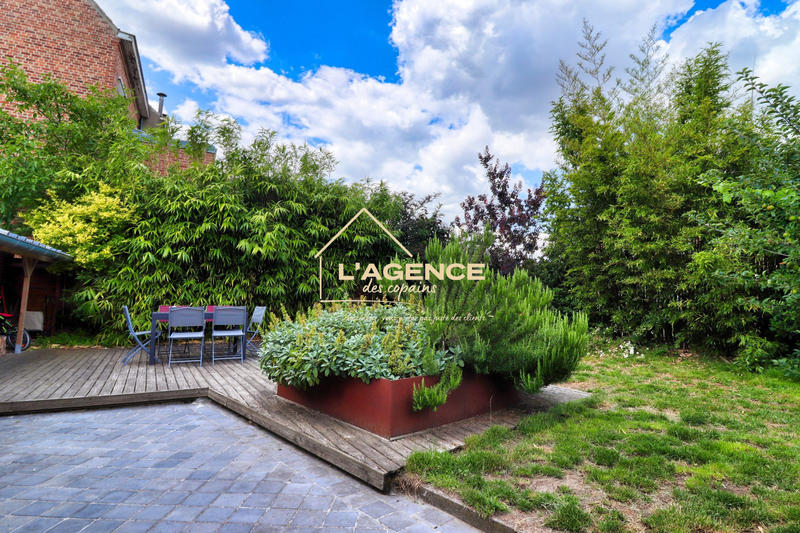 Maison - 215 m² - 7 pièces