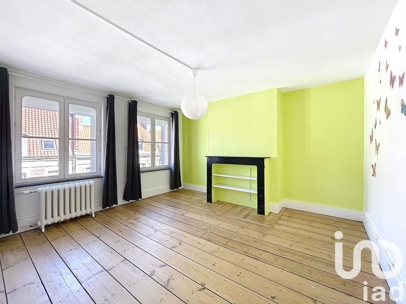 Maison - 242 m² - 8 pièces