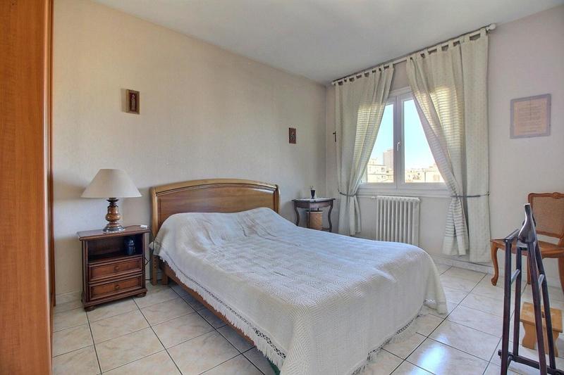 Appartement - 91 m² - 5 pièces