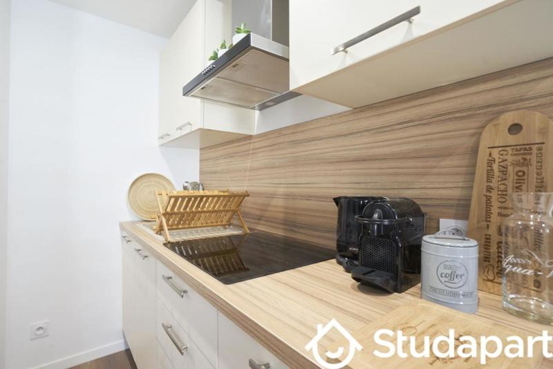 Chambre - 11 m² - 1 pièce