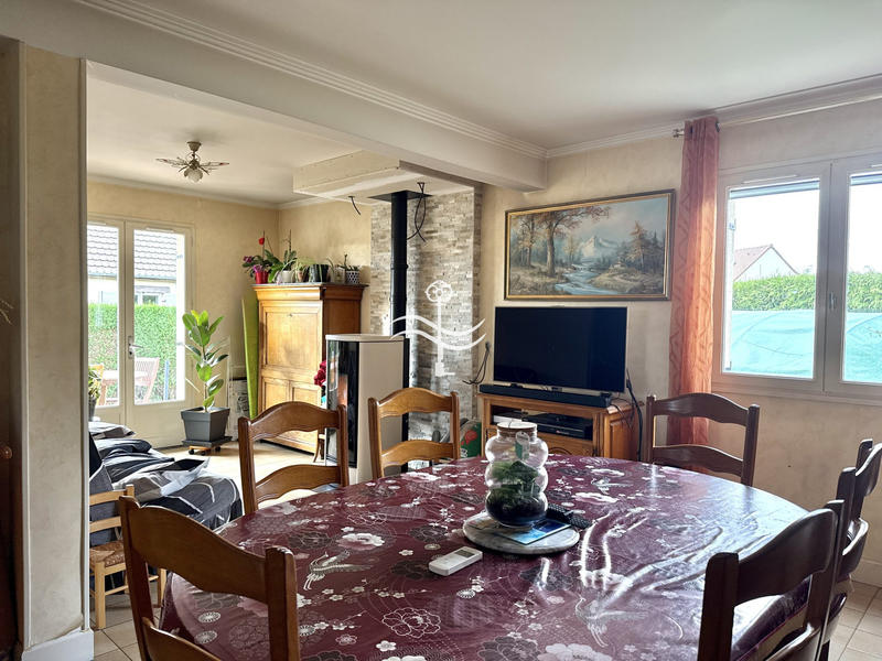 Maison - 85 m² - 4 pièces