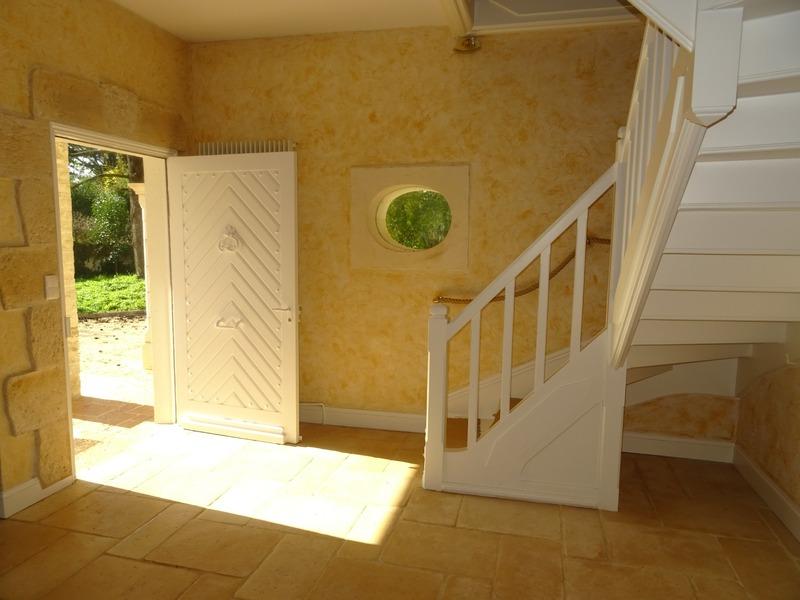 Maison - 229 m² - 8 pièces