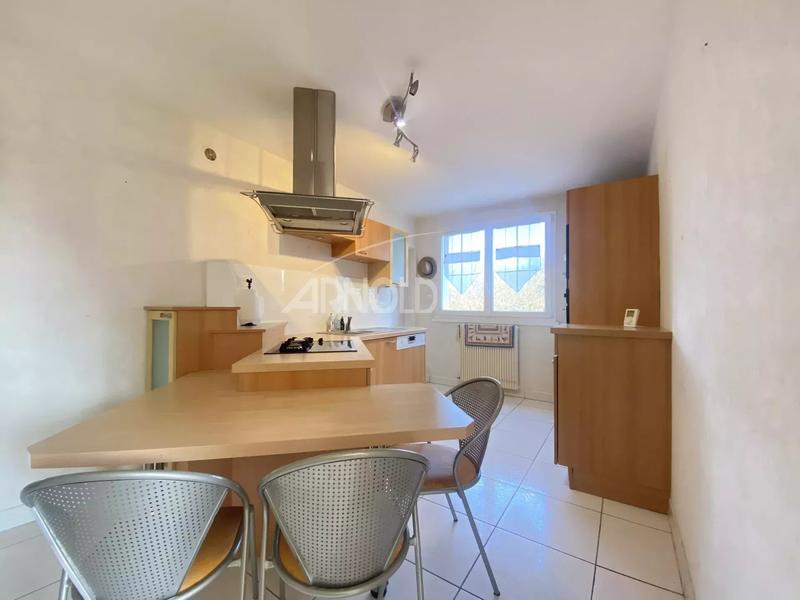 Appartement - 117 m² - 5 pièces