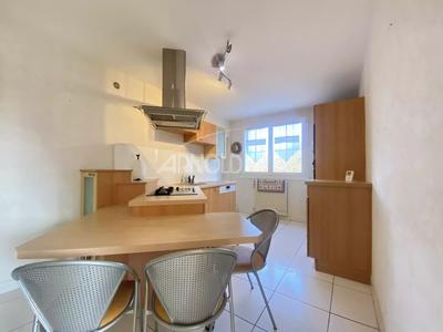 Appartement - 117 m² - 5 pièces