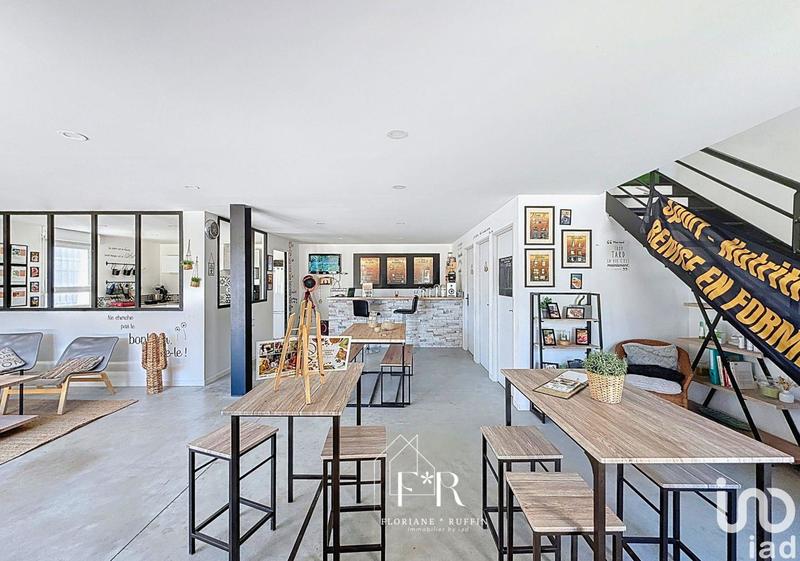 Local commercial - 154 m²