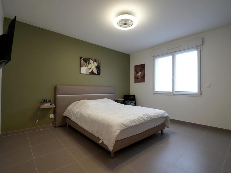 Maison - 110 m² - 6 pièces