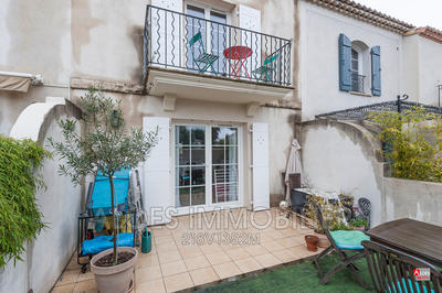 Maison - 102 m² - 4 pièces