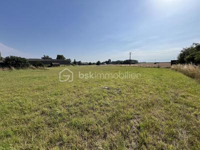 Terrain constructible - 3 541 m²