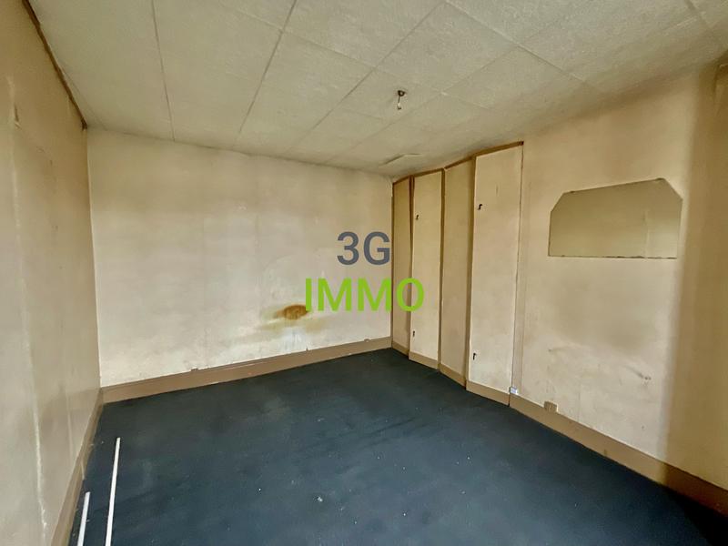 Immeuble - 60 m² - 5 pièces