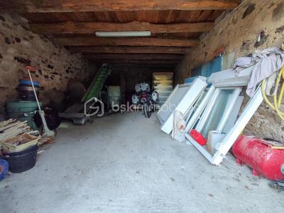 Parking / Garage - 50 m²