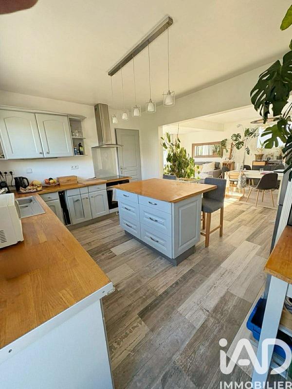 Maison - 97 m² - 4 pièces