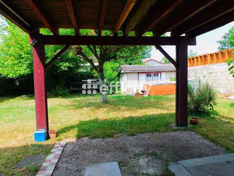 Villa - 188 m² - 8 pièces