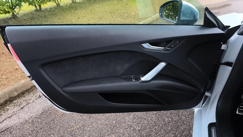 Audi Tts III 2.0 Tfsi 310 Quattro s-Tronic . - Automatique Entretien constructeur