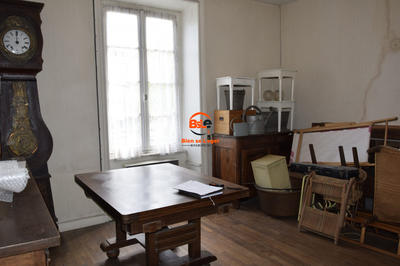 Maison - 188 m² - 8 pièces