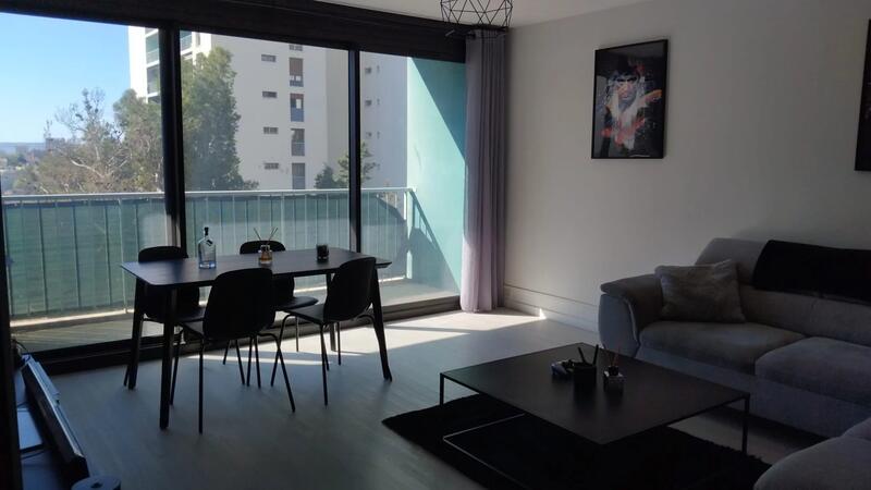 Appartement - 80 m² - 3 pièces