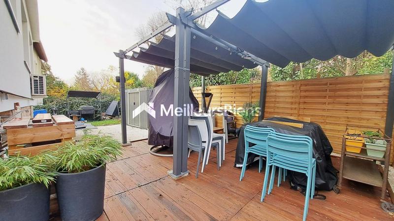 Maison - 219 m² - 8 pièces