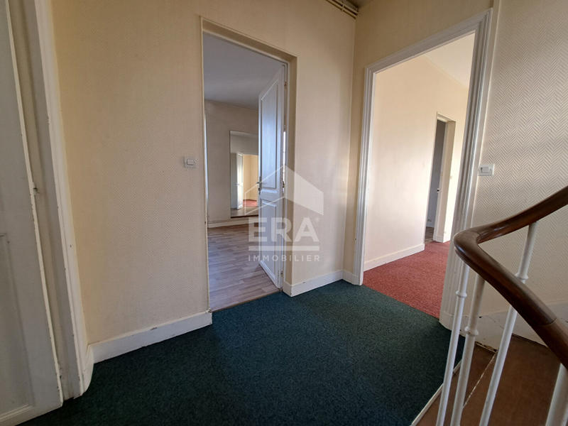 Bureau - 146 m² - 6 pièces