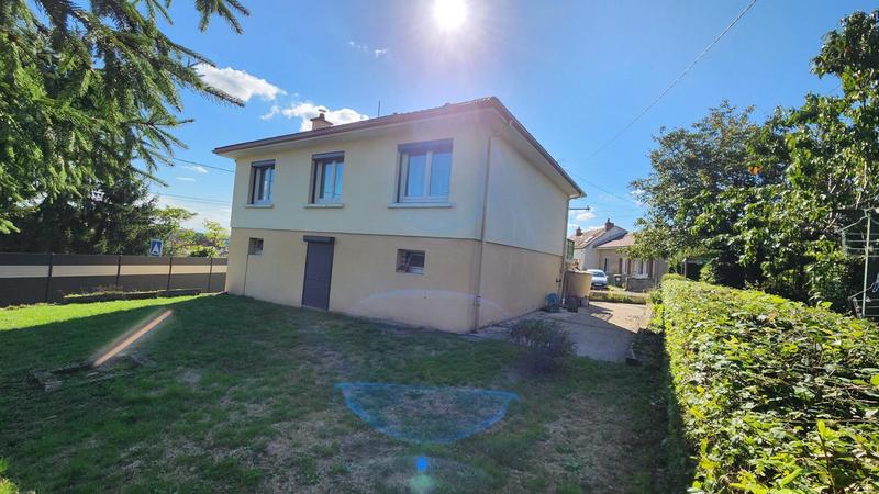 Maison - 92 m² - 4 pièces