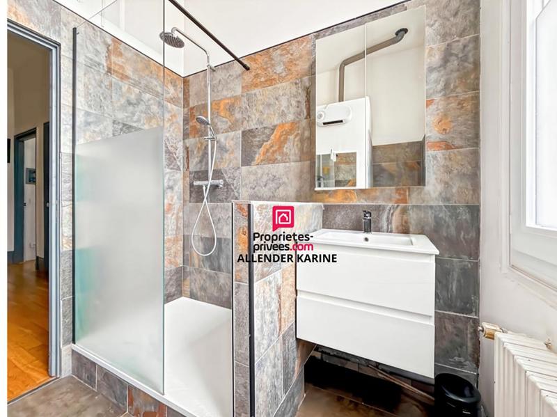 Appartement - 144 m² - 5 pièces