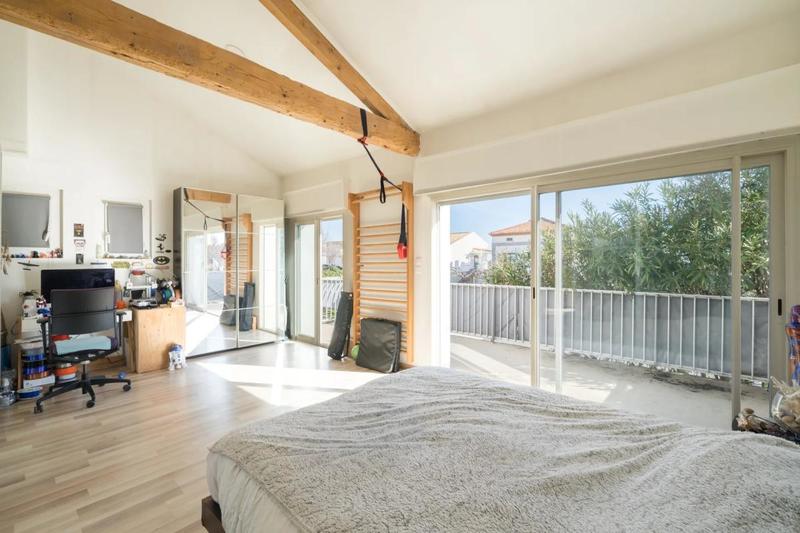 Maison - 111 m² - 4 pièces