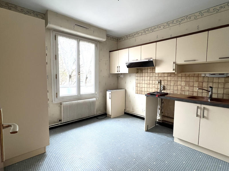 Appartement - 121 m² - 5 pièces