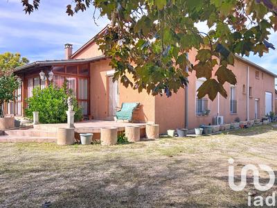 Maison - 200 m² - 7 pièces