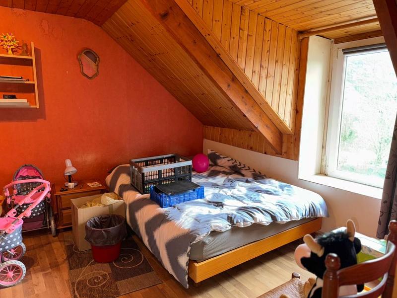 Maison - 102 m² - 4 pièces