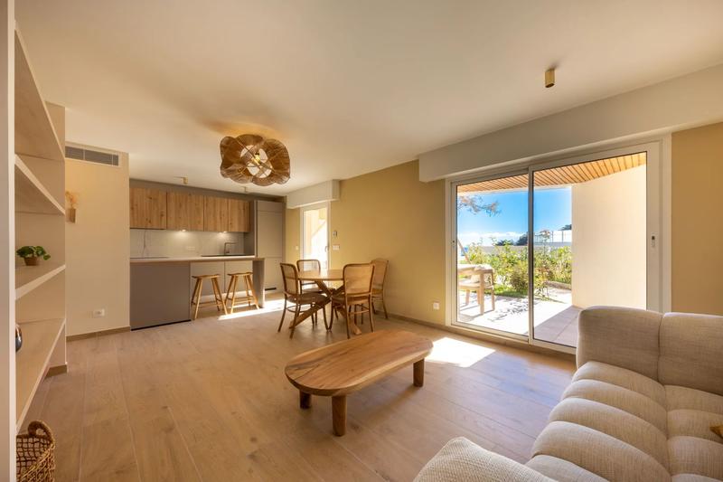 Appartement - 60 m² - 2 pièces