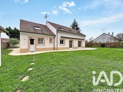 Maison - 225 m² - 8 pièces