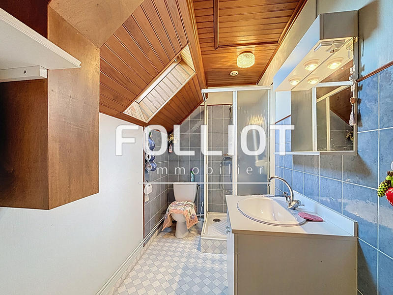 Maison - 152 m² - 7 pièces