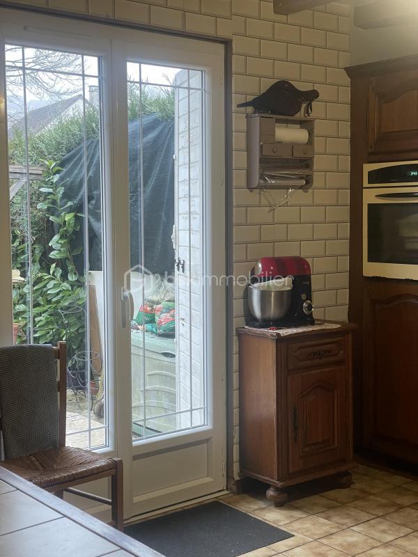 Maison traditionnelle - 90 m² - 6 pièces