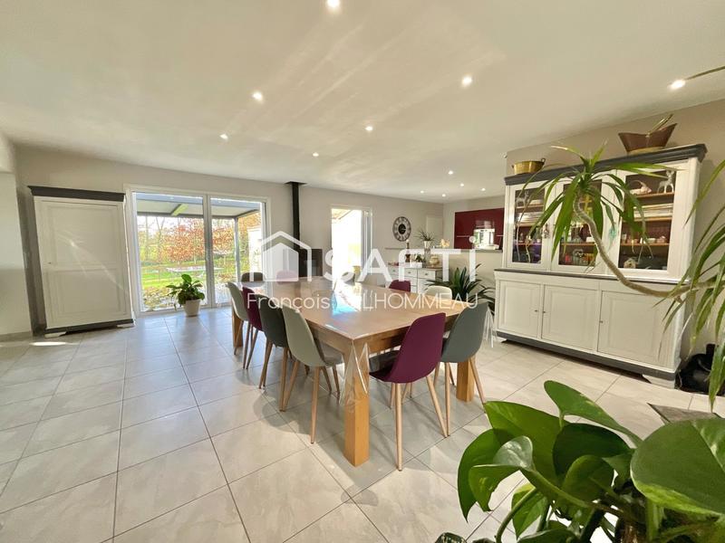 Maison - 137 m² - 7 pièces