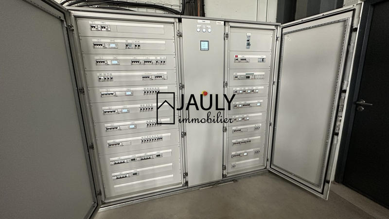 Entrepôt - 2 507 m²