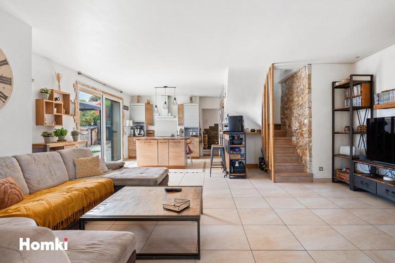 Maison - 171 m² - 6 pièces