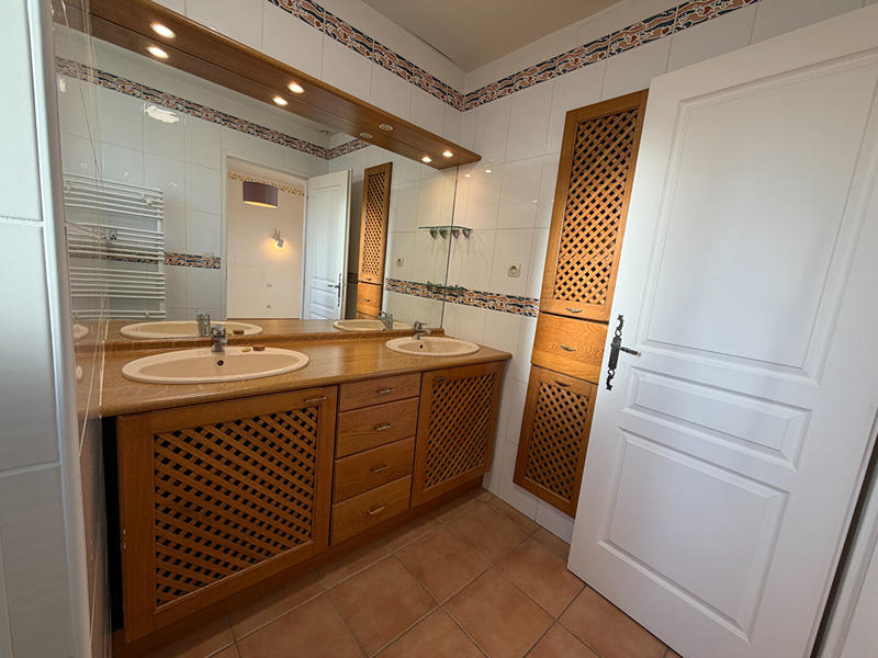 Maison - 136 m² - 5 pièces