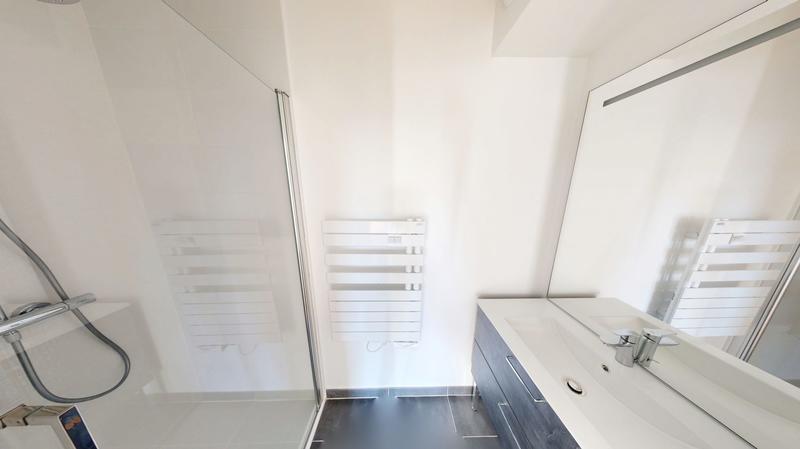 Appartement - 97 m² - 4 pièces