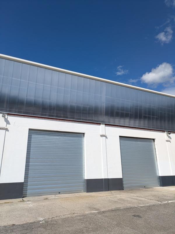 Bureau - 242 m² - 5 pièces