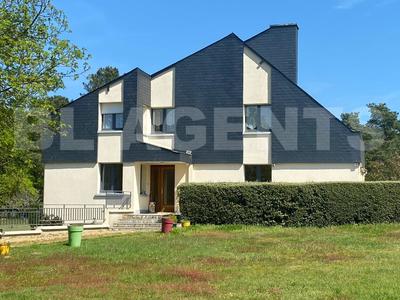 Maison d'architecte - 167 m² - 8 pièces