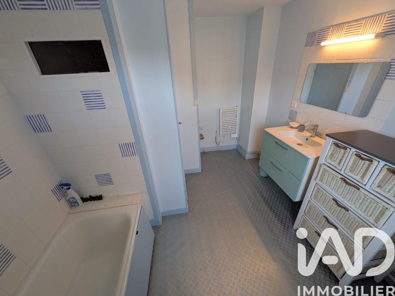 Maison - 200 m² - 7 pièces