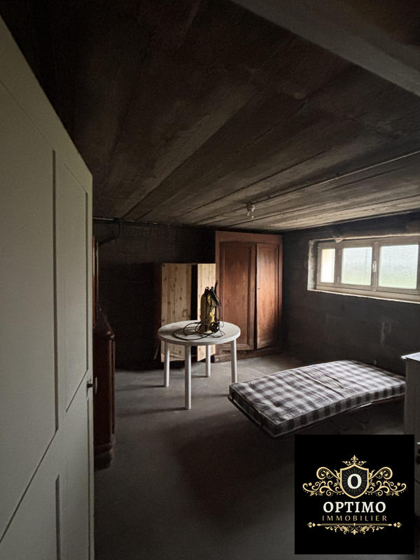 Maison traditionnelle - 103 m² - 6 pièces