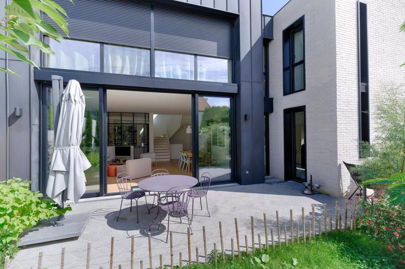 Maison d'architecte - 283 m² - 8 pièces