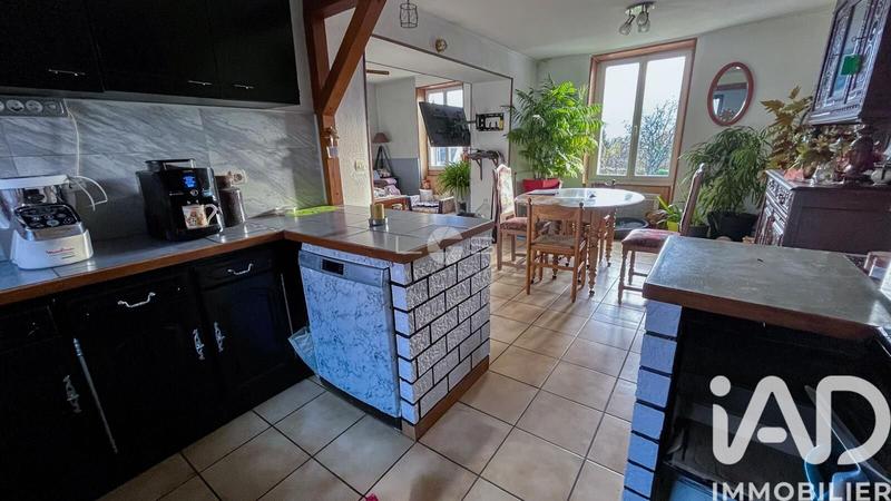 Maison - 137 m² - 7 pièces