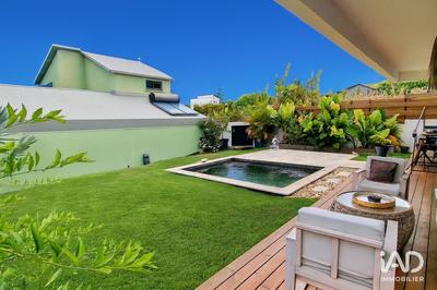 Maison - 98 m² - 4 pièces