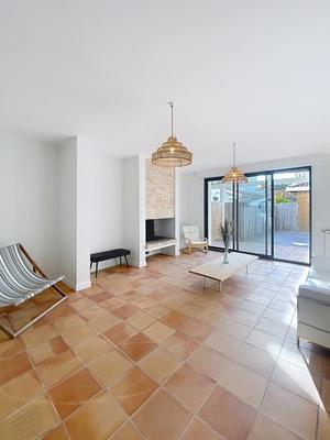 Maison traditionnelle - 237 m² - 6 pièces